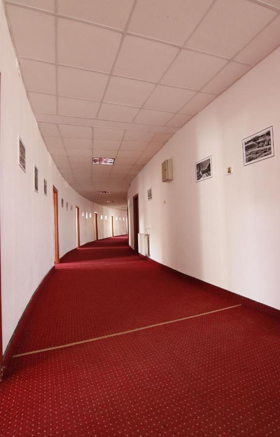 Hotel Tineretului Bükreş Dış mekan fotoğraf